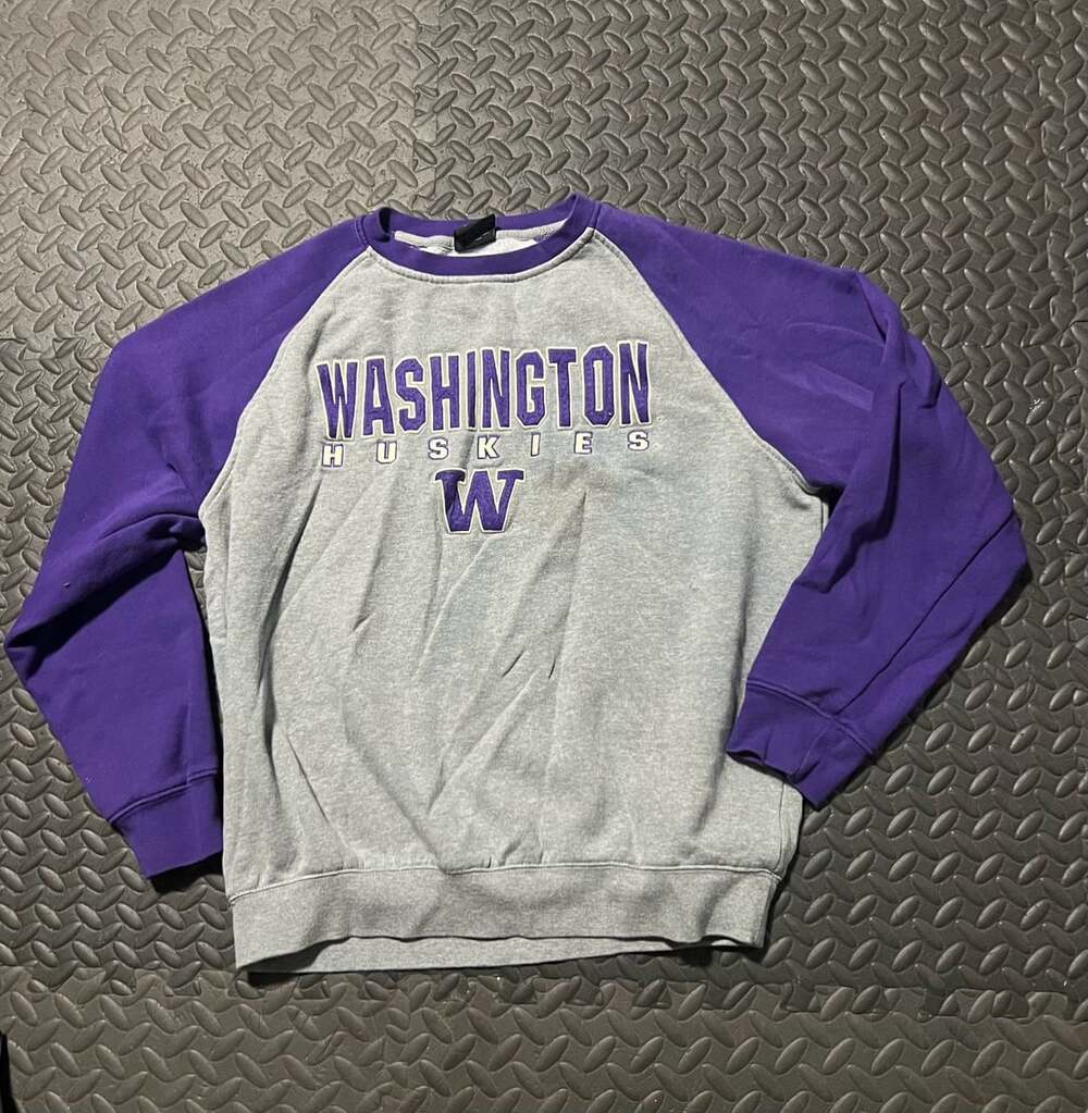 Colosseum Washington Huskies Raglan Sweatshirt Size L